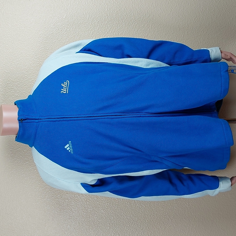 Zip up fleese